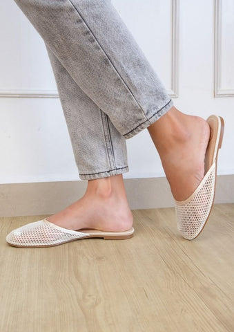 LEVI SLIP ON MESH FASHIONABLE FLATS